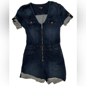 Bebe Denim Romper Size 29 Dark Wash Zip Front Utility Jumpsuit Shorts